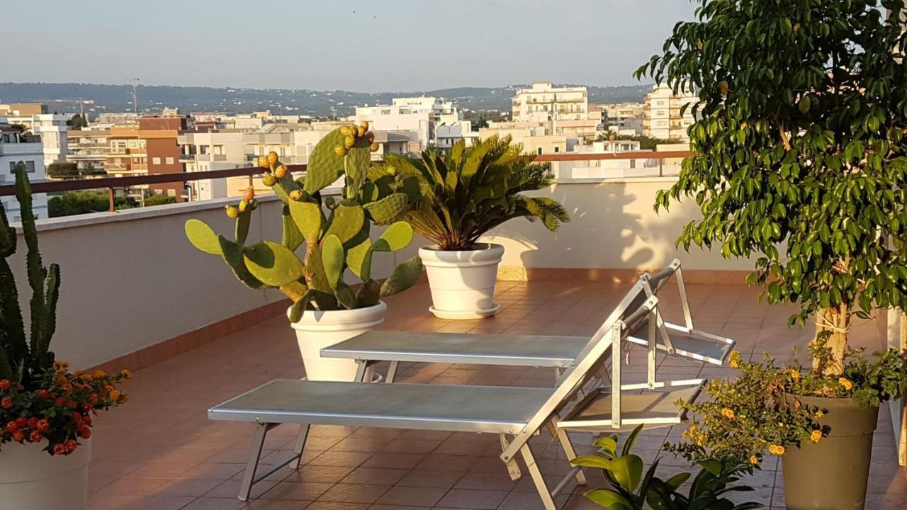 Ferienwohnung Isolaazzurra Monopoli Exterior foto